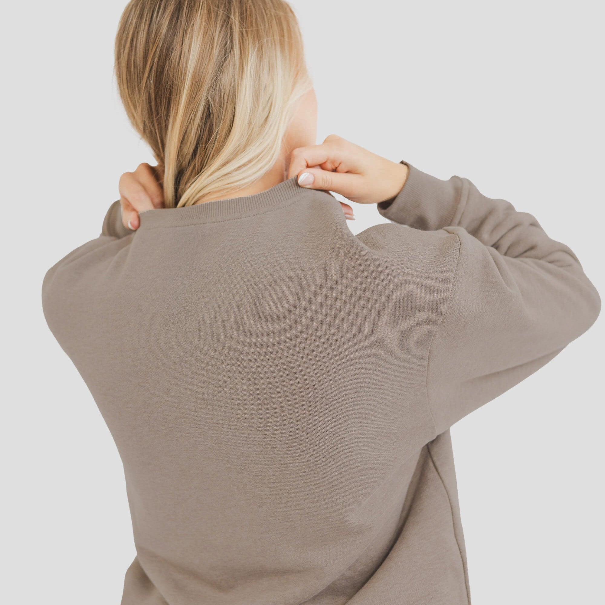 Women's AlpacaCloud® Crew Neck Sweatshirt | Follow Your Legend